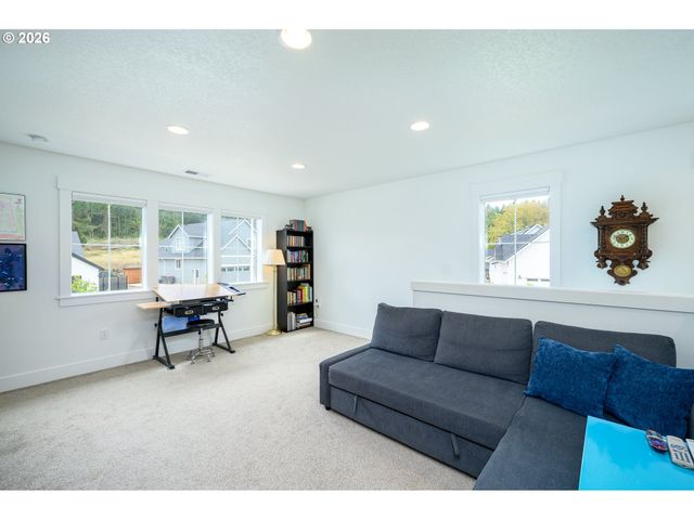 3111 Nw 2ND St, Mc Minnville, OR 97128