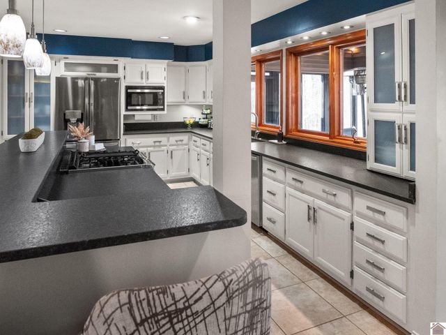 7 Pleasant View Ln # 40-44 # 36-38, Murray, KY 42071