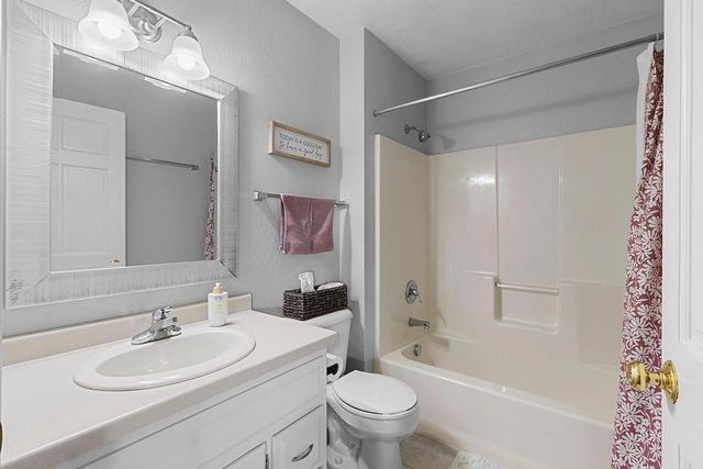 N9634 CHADBURY LANE, Appleton, WI 54915
