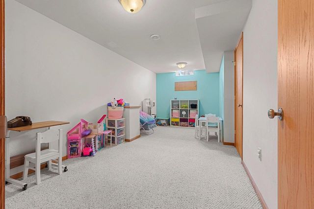 N9634 CHADBURY LANE, Appleton, WI 54915