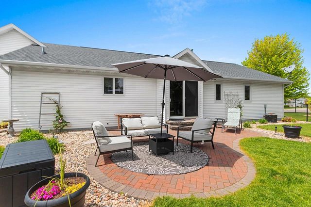 N9634 CHADBURY LANE, Appleton, WI 54915