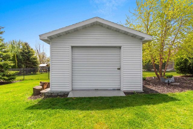 N9634 CHADBURY LANE, Appleton, WI 54915
