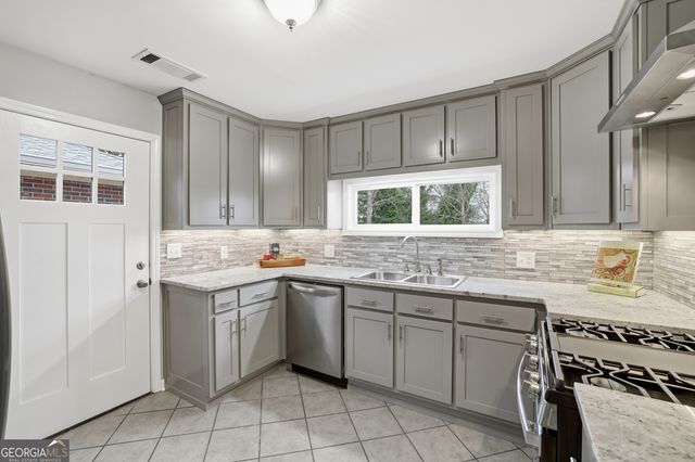 103 Old Liberty Hill Road, Toccoa, GA 30577