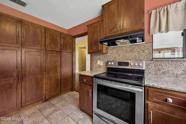 306 Green Acres Drive, Kingsland, GA 31548