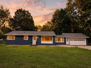 6060 Twilight Avenue, Kalamazoo, MI 49048
