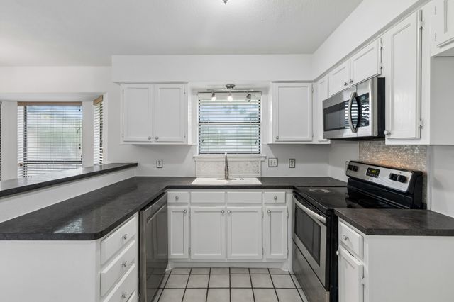 502 Parsley Lane, Euless, TX 76039