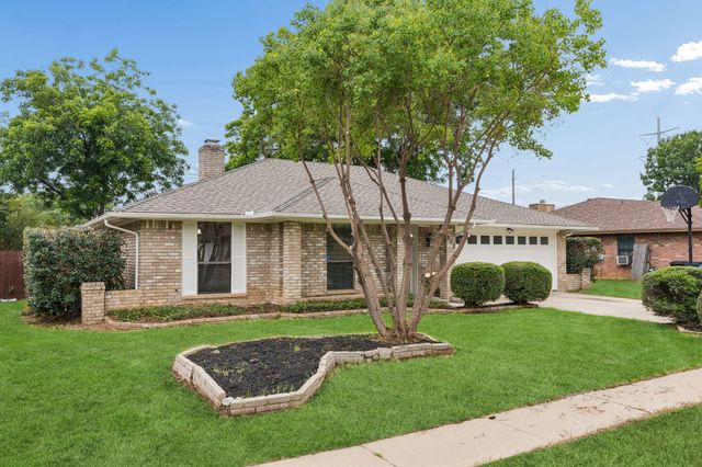 502 Parsley Lane, Euless, TX 76039