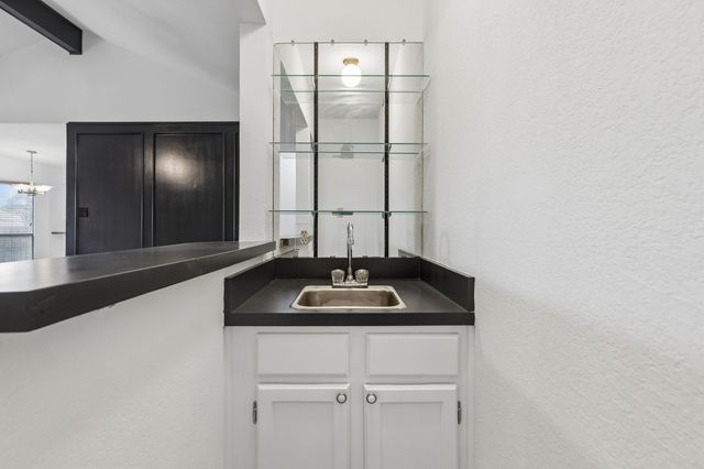 502 Parsley Lane, Euless, TX 76039