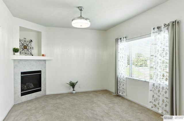 7505 S 180th Avenue, Omaha, NE 68136