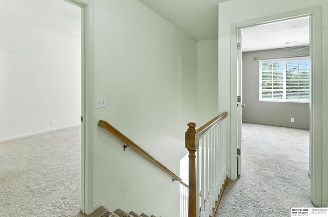 7505 S 180th Avenue, Omaha, NE 68136