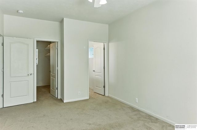 7505 S 180th Avenue, Omaha, NE 68136