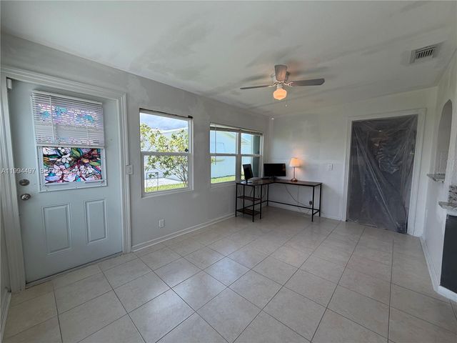 2105 SW Park Dr, Boynton Beach, FL 33426