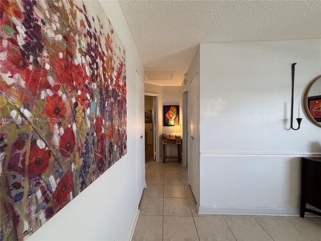 2105 SW Park Dr, Boynton Beach, FL 33426