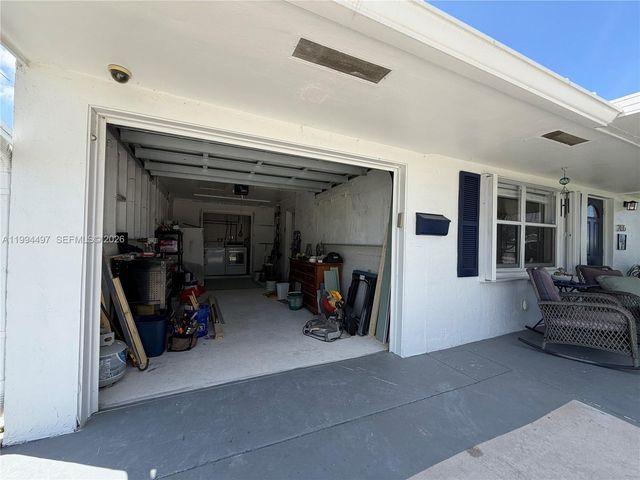 2105 SW Park Dr, Boynton Beach, FL 33426