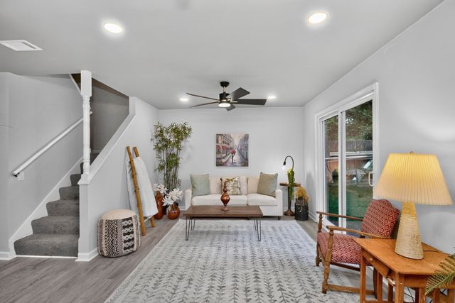208 Errol Ln, Nashville, TN 37209