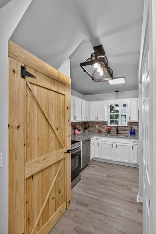 208 Errol Ln, Nashville, TN 37209