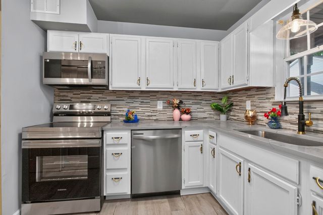 208 Errol Ln, Nashville, TN 37209