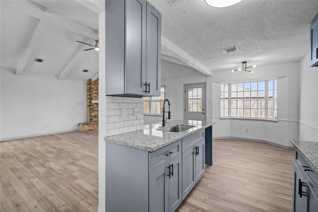 13747 Rampchester Lane, Houston, TX 77015