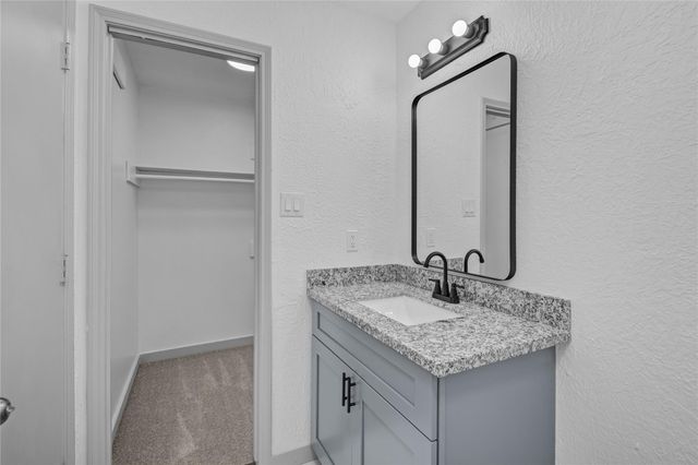 13747 Rampchester Lane, Houston, TX 77015