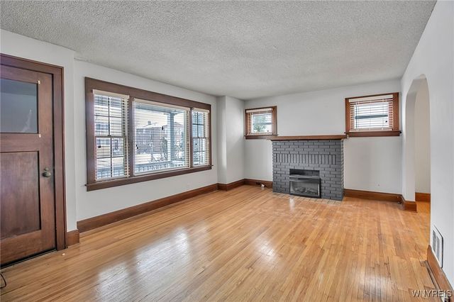 87 Tulane Road, Tonawanda, NY 14217