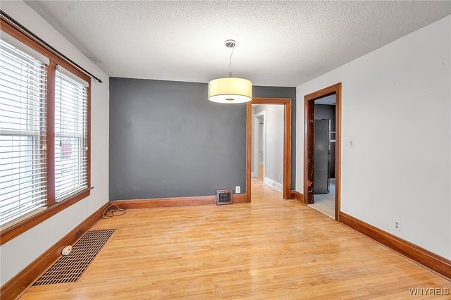 87 Tulane Road, Tonawanda, NY 14217