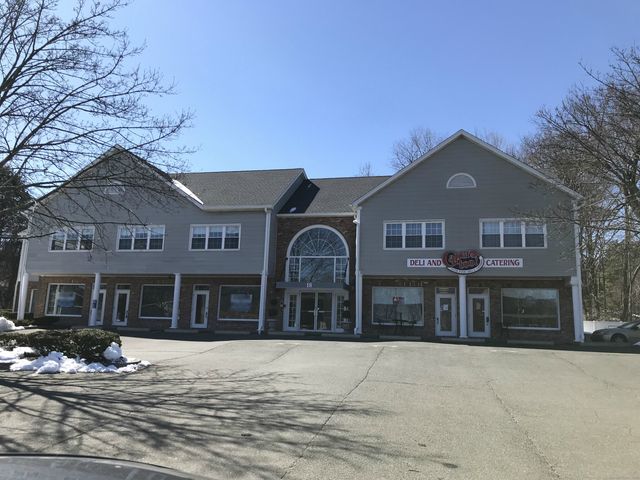 18 Great Plain Road, Danbury, CT 06810