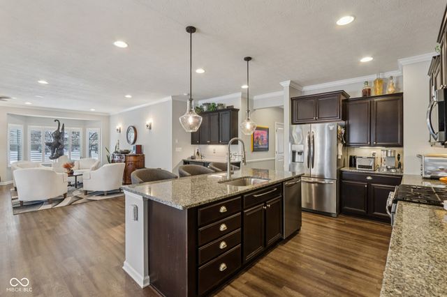 3741 Woodvine Drive, Bargersville, IN 46106