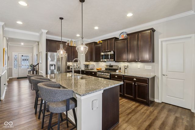 3741 Woodvine Drive, Bargersville, IN 46106