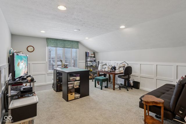 3741 Woodvine Drive, Bargersville, IN 46106