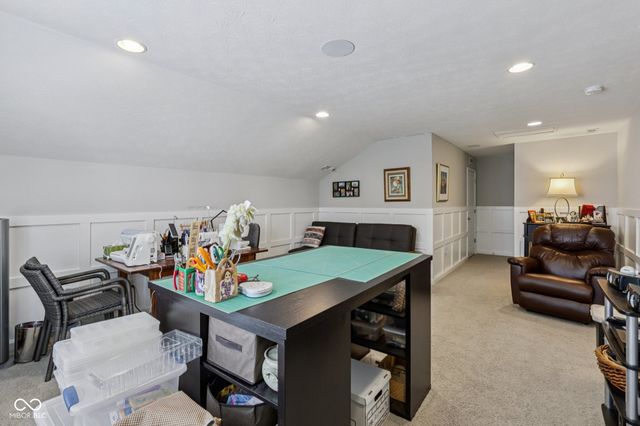 3741 Woodvine Drive, Bargersville, IN 46106