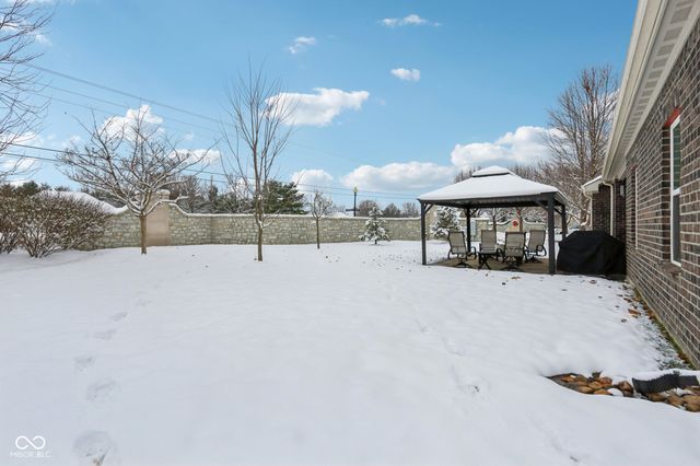 3741 Woodvine Drive, Bargersville, IN 46106