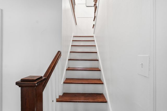 5117 Cantrell Road, Little Rock, AR 72207