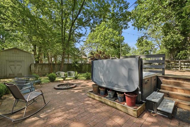 5117 Cantrell Road, Little Rock, AR 72207