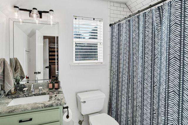 4302 Fairway Drive, Granbury, TX 76049