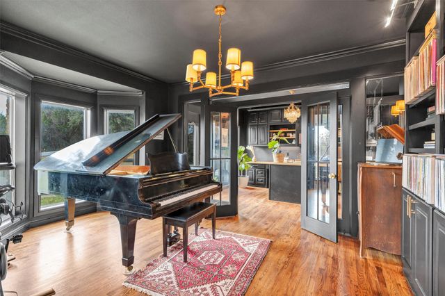 4302 Fairway Drive, Granbury, TX 76049