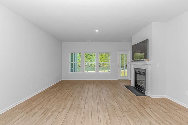 5709 Whitebark Dr., Myrtle Beach, SC 29577