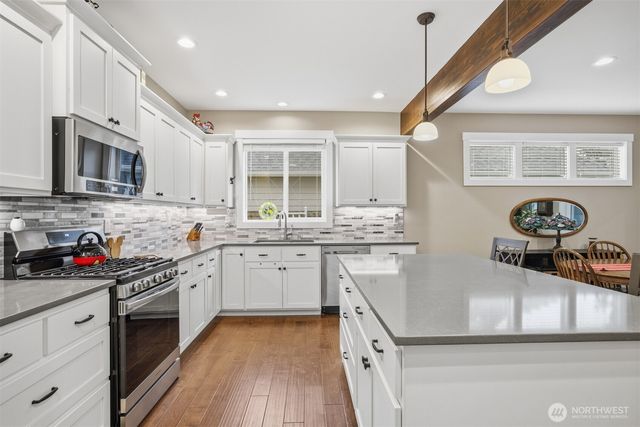 1926 Junegrass Drive, Lynden, WA 98264