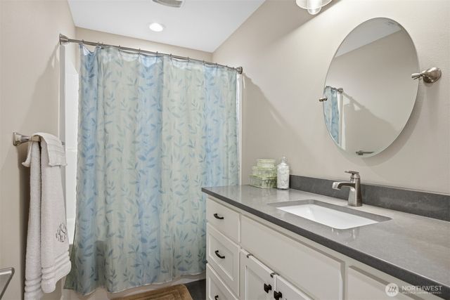 1926 Junegrass Drive, Lynden, WA 98264