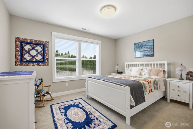 1926 Junegrass Drive, Lynden, WA 98264