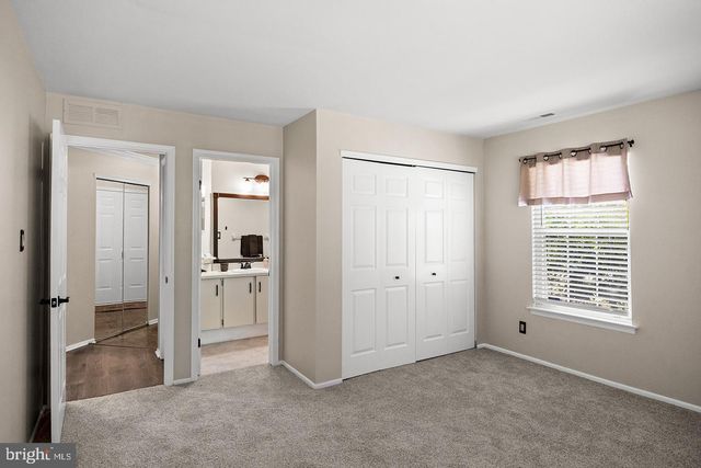 203-A HARWOOD CT, Mount Laurel, NJ 08054
