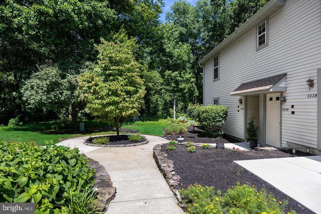 203-A HARWOOD CT, Mount Laurel, NJ 08054