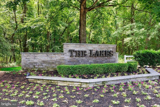 203-A HARWOOD CT, Mount Laurel, NJ 08054