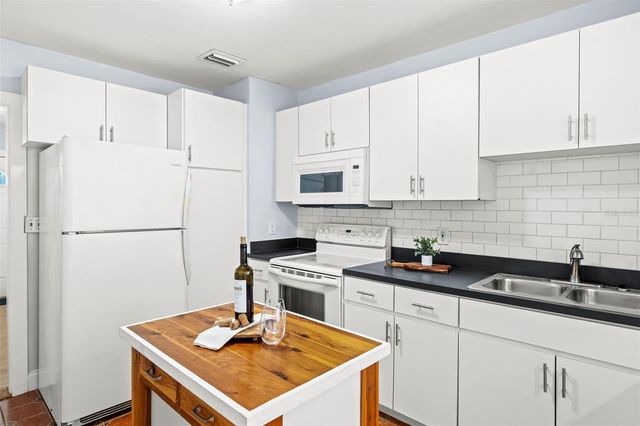 3313 PRICE, Tampa, FL 33611