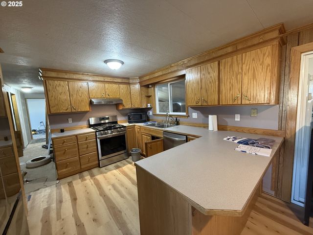 260 N 13TH Ave, Elgin, OR 97827