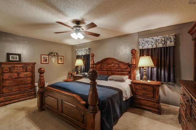 3008 CROMWELL AVENUE, Wichita Falls, TX 76309