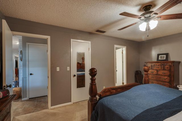 3008 CROMWELL AVENUE, Wichita Falls, TX 76309