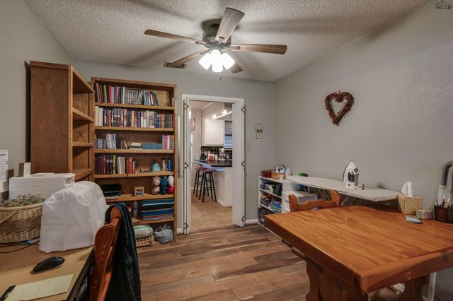 3008 CROMWELL AVENUE, Wichita Falls, TX 76309