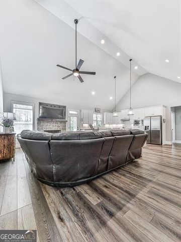 17 Wendover Drive, Cartersville, GA 30120