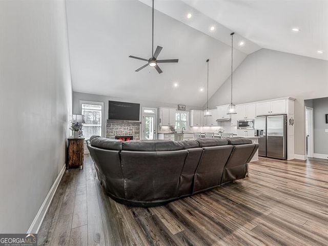 17 Wendover Drive, Cartersville, GA 30120
