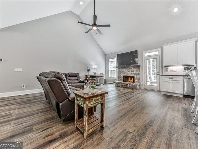 17 Wendover Drive, Cartersville, GA 30120